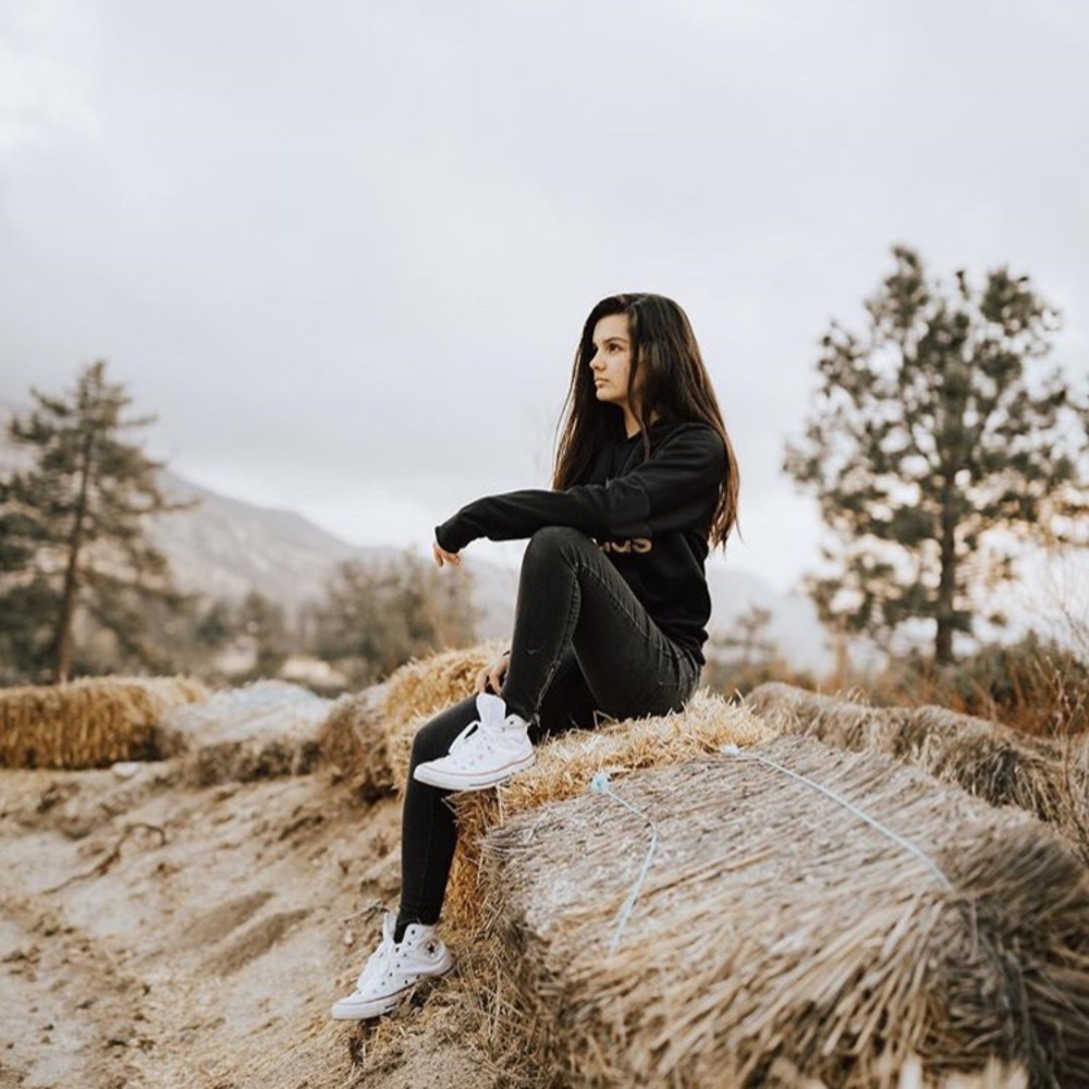 Meet your Posher, Emma